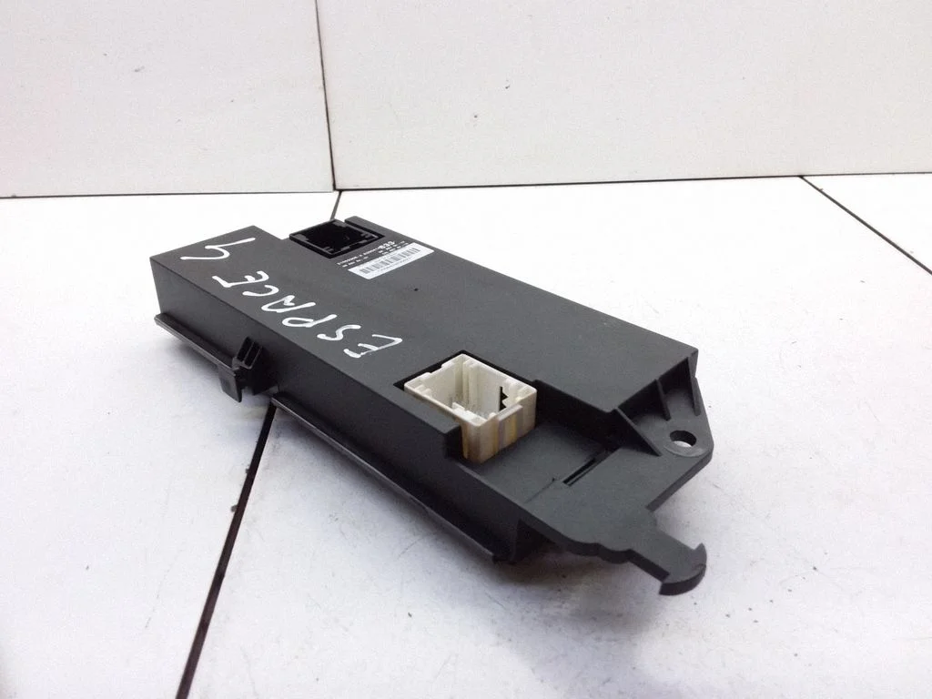 Central body control module – Renault Espace IV (2002-2014)