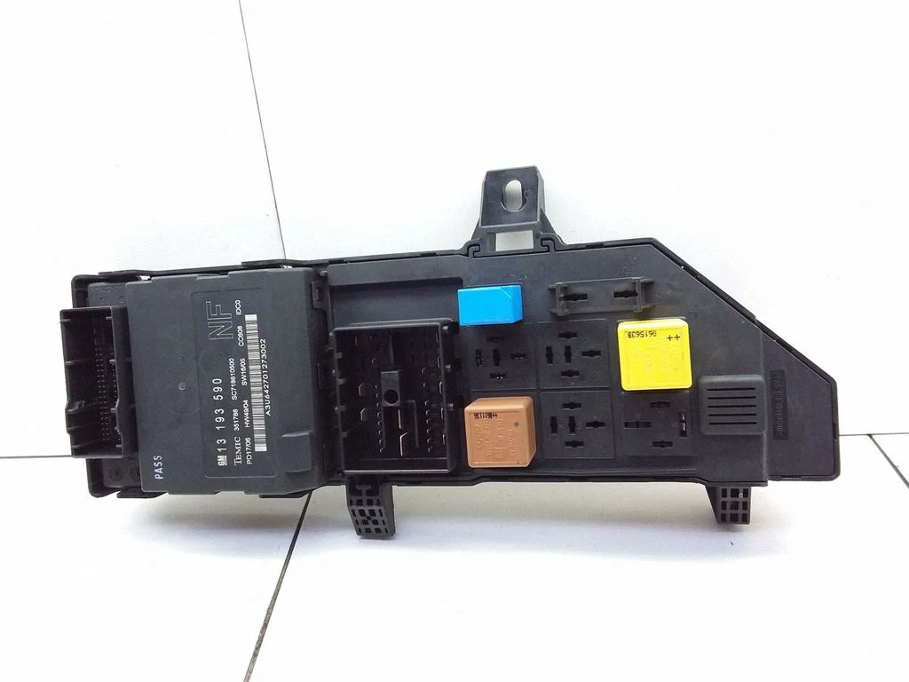 Central body control module – Opel Vectra C (2002-2005)