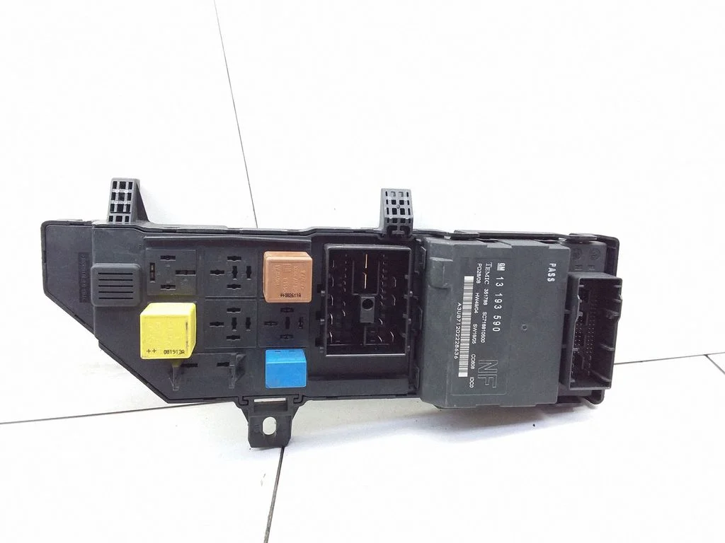 Central body control module – Opel Vectra C (2002-2005)