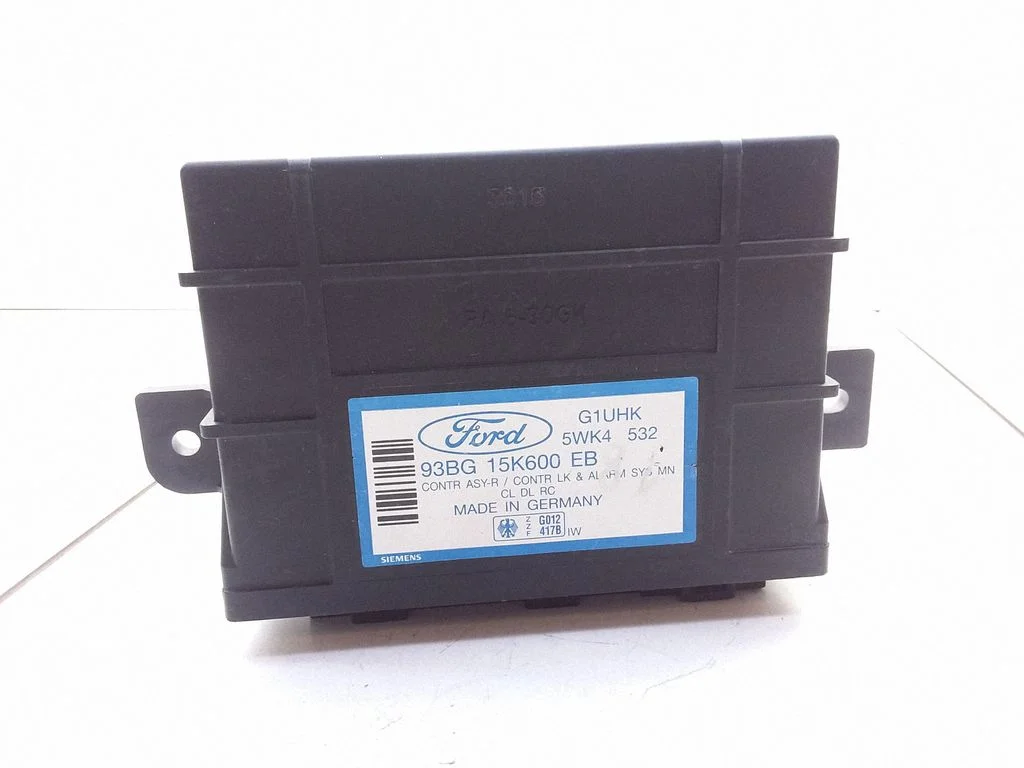 Central body control module – Ford Mondeo MK I (1993-1996)