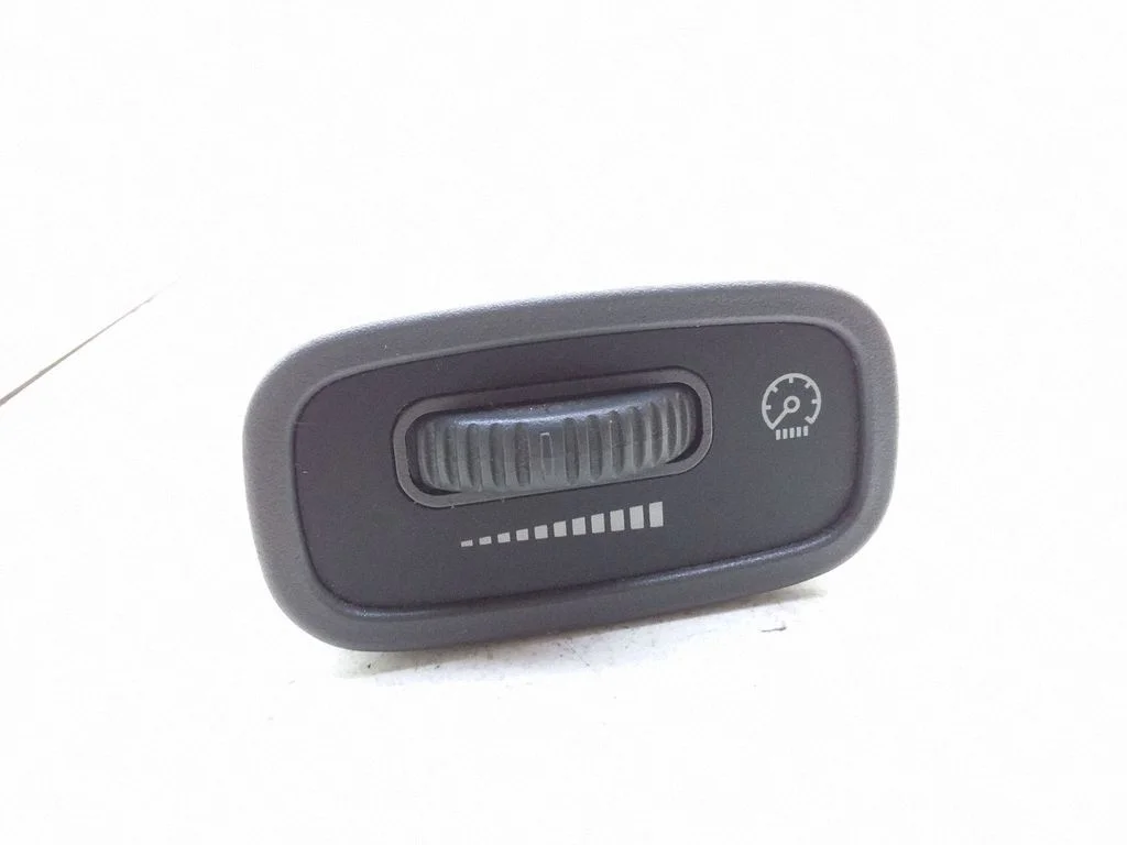 Citi vadības bloki/moduļi XR8313740ABW
