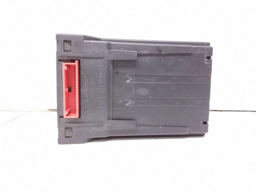 Other control units/modules P8200006159