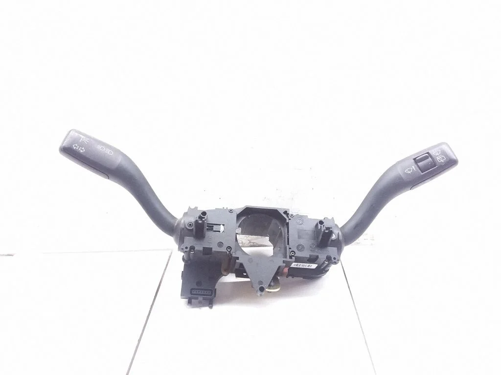 Sviru komplekts – Audi A4 S4 B6 8E 8H (2001-2005)