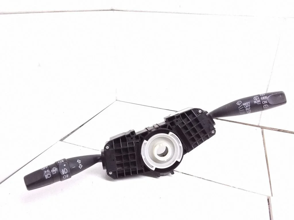 Wiper turn signal indicator stalk/switch – Honda CR-V (2002-2006)