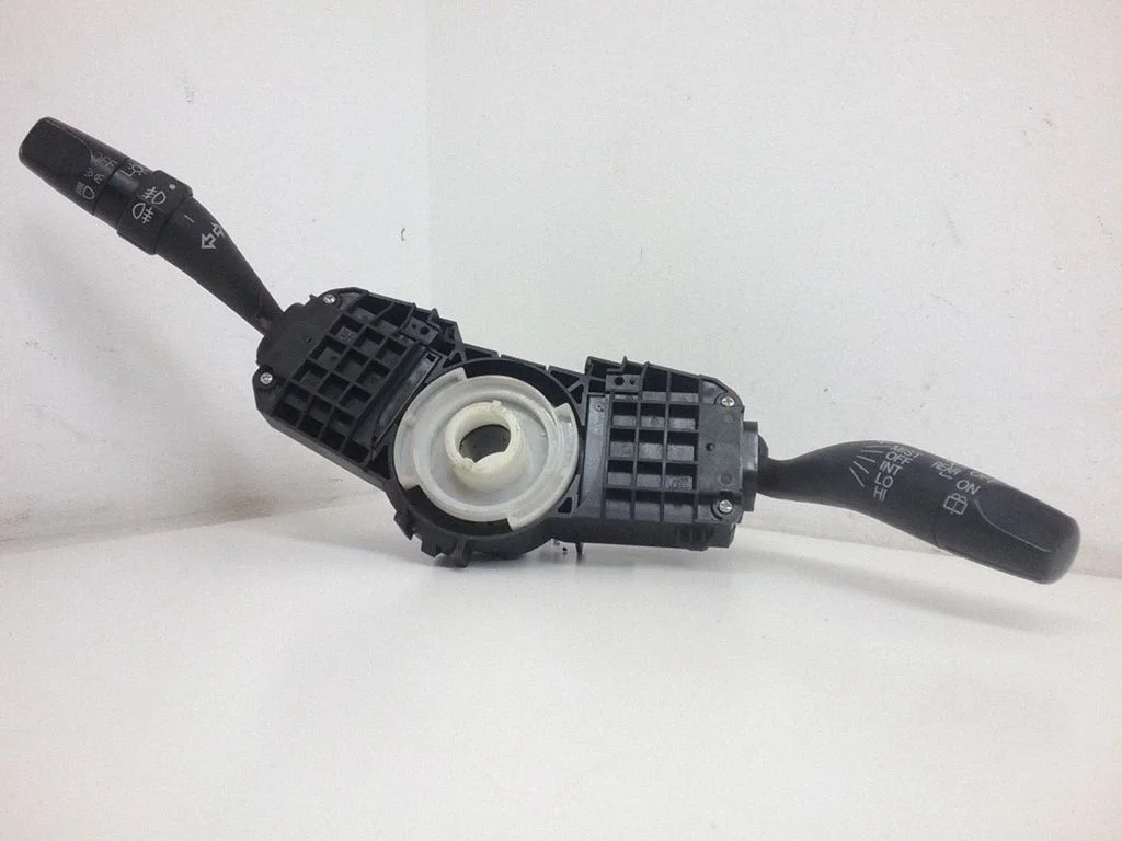 Wiper turn signal indicator stalk/switch – Honda CR-V (2002-2006)