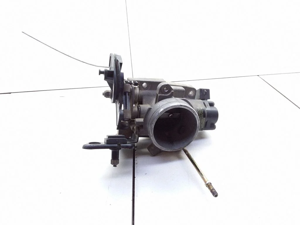 Drosselklapp – Ford Mondeo MK I (1993-1996)