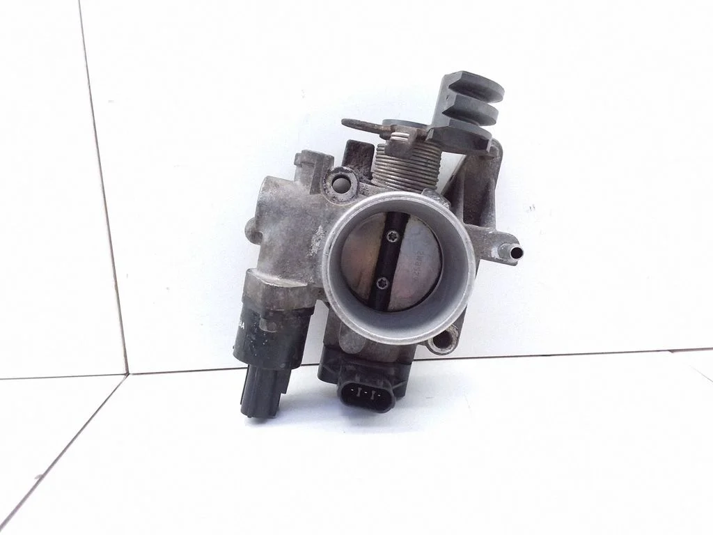 Throttle valve 4669803