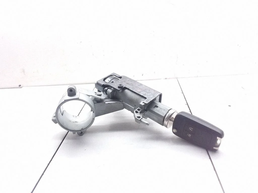 Ignition lock – Opel Insignia A (2008-2017)