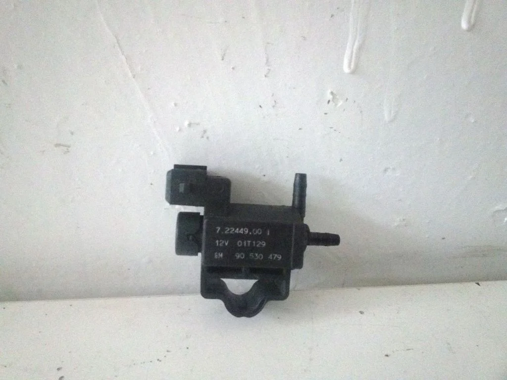 Vacuum valve 90530479