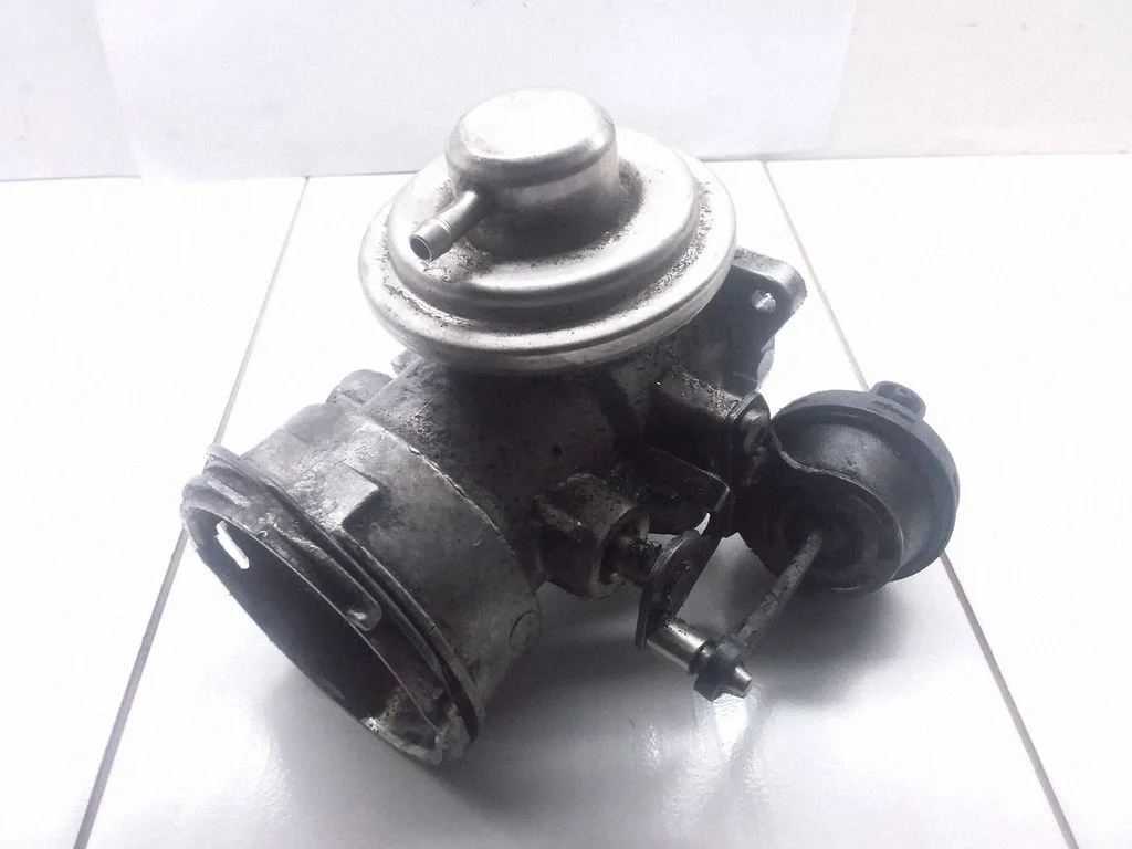 EGR vārsts – Audi A4 S4 B6 8E 8H (2001-2005)
