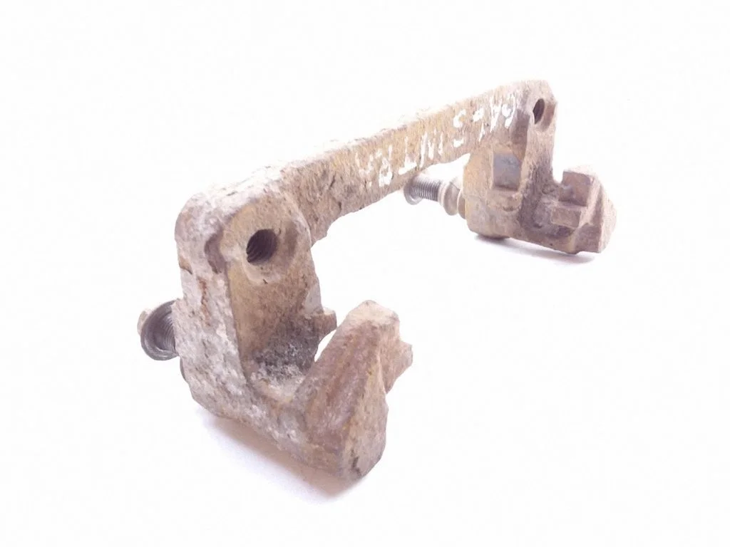 Piduriklotside hoidik/kandur (tagumine)