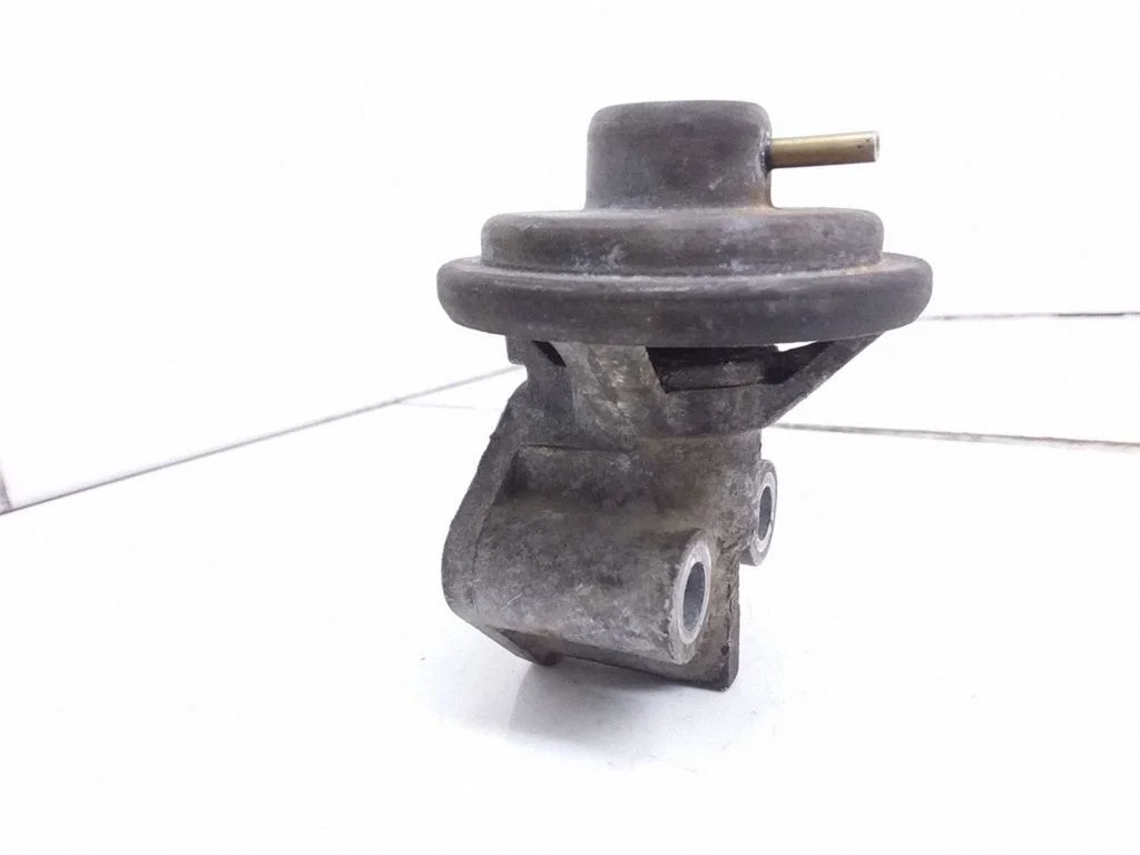 EGR vārsts – Mitsubishi Carisma (1996-1999)