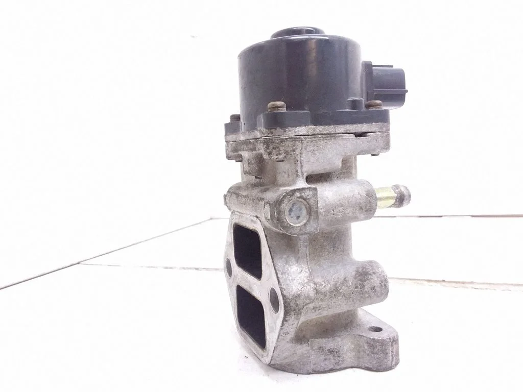 EGR valve – Mitsubishi Space Wagon (1992-1998)