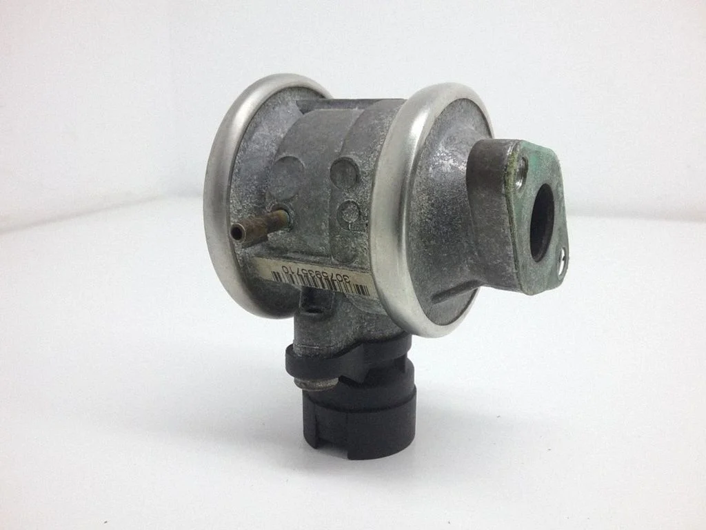 EGR valve 037131351