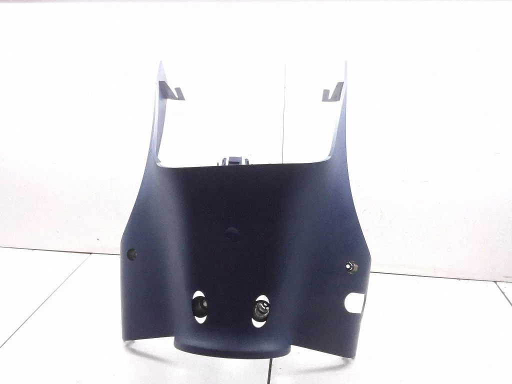 Steering wheel column trim 0001186V022
