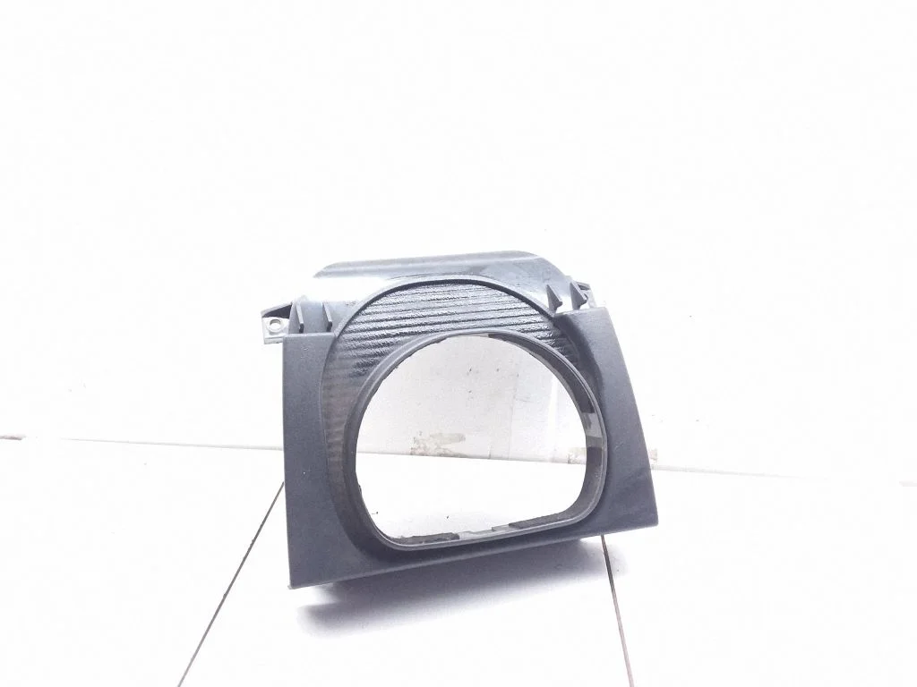 Steering wheel column trim – Mercedes-Benz E-Class W210 (1995-2002)