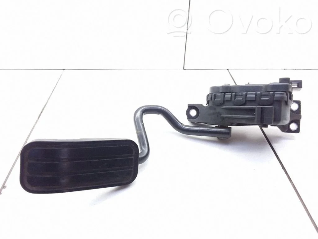 Accelerator throttle pedal – Volkswagen Sharan (2001-2010)