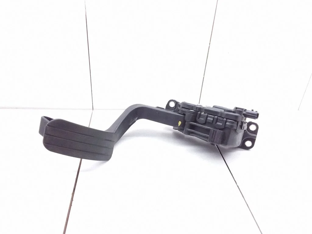 Gaasipedaal – Renault Master III (2010-2024)