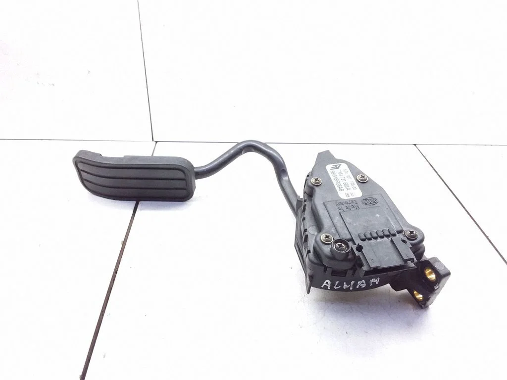 Accelerator throttle pedal – Seat Alhambra (Mk1) (1996-2010)
