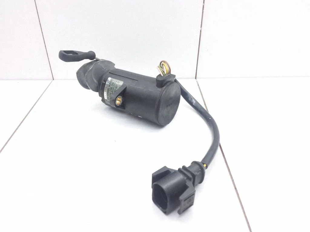 Accelerator throttle pedal – Volkswagen Sharan (1996-2000)
