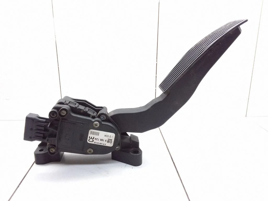 Accelerator throttle pedal 9186724