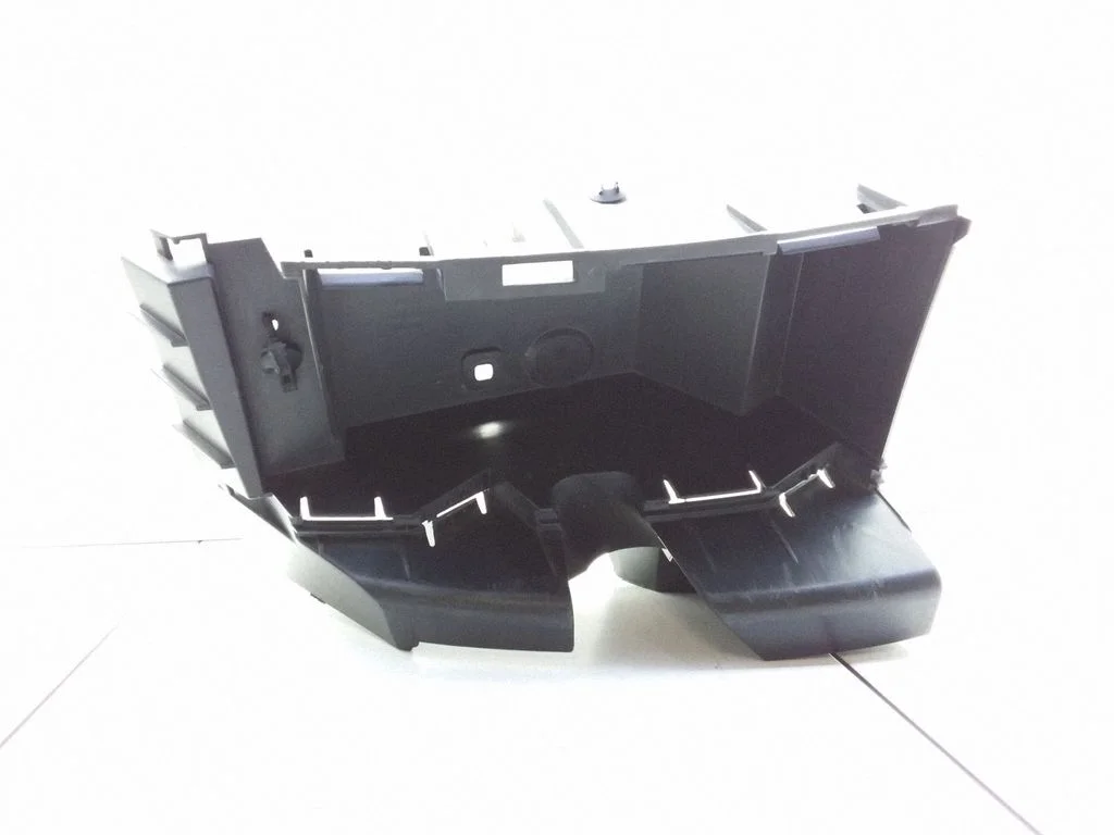 Bumper support mounting bracket corner – Volvo XC90 (2003-2006)