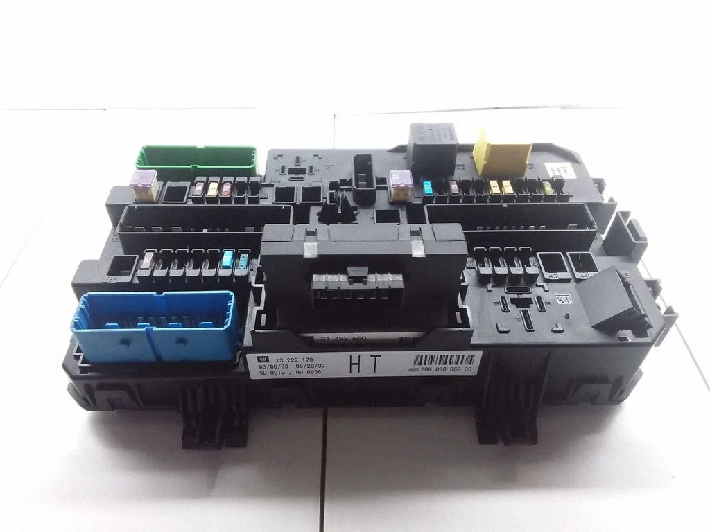 Fuse module – Opel Zafira B (2005-2014)