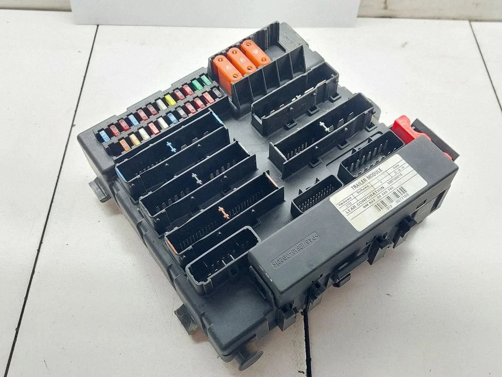 Drošinātāju bloks – Opel Vectra B (1996-2002)