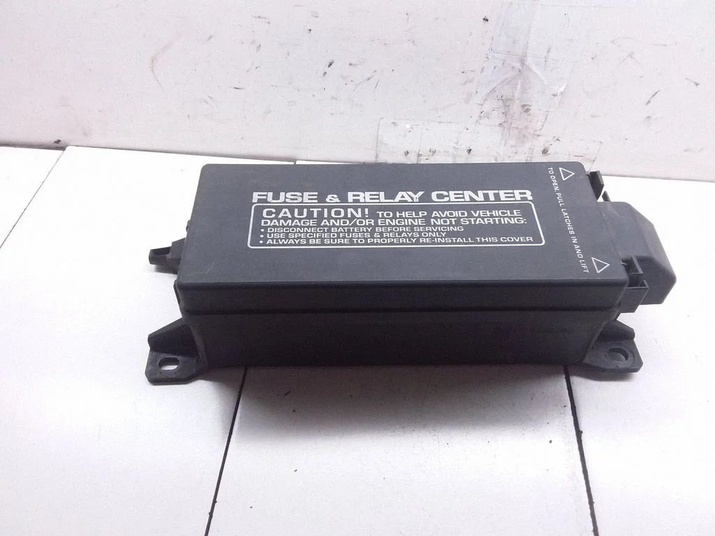 Fuse module 4707887AA