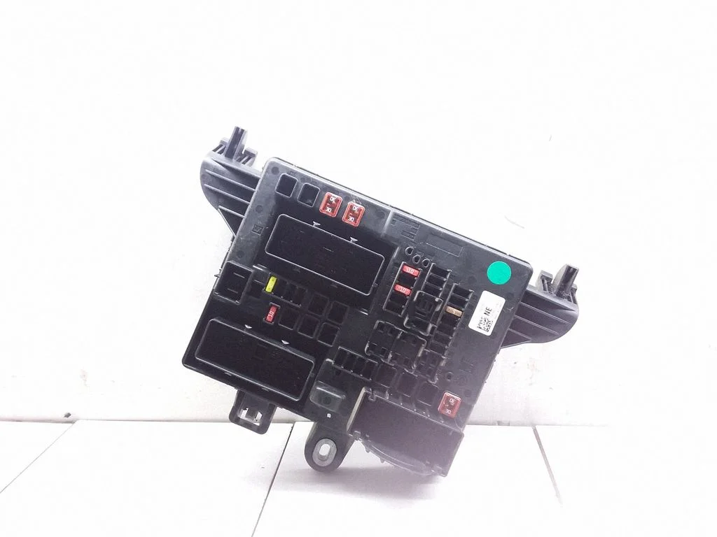 Fuse module – Opel Insignia A (2008-2017)