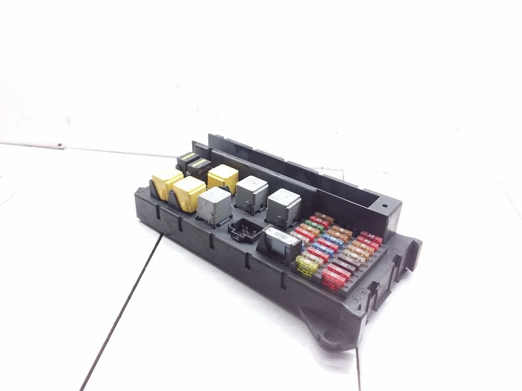 Fuse module – Mercedes-Benz Sprinter W906 (2006-2018)
