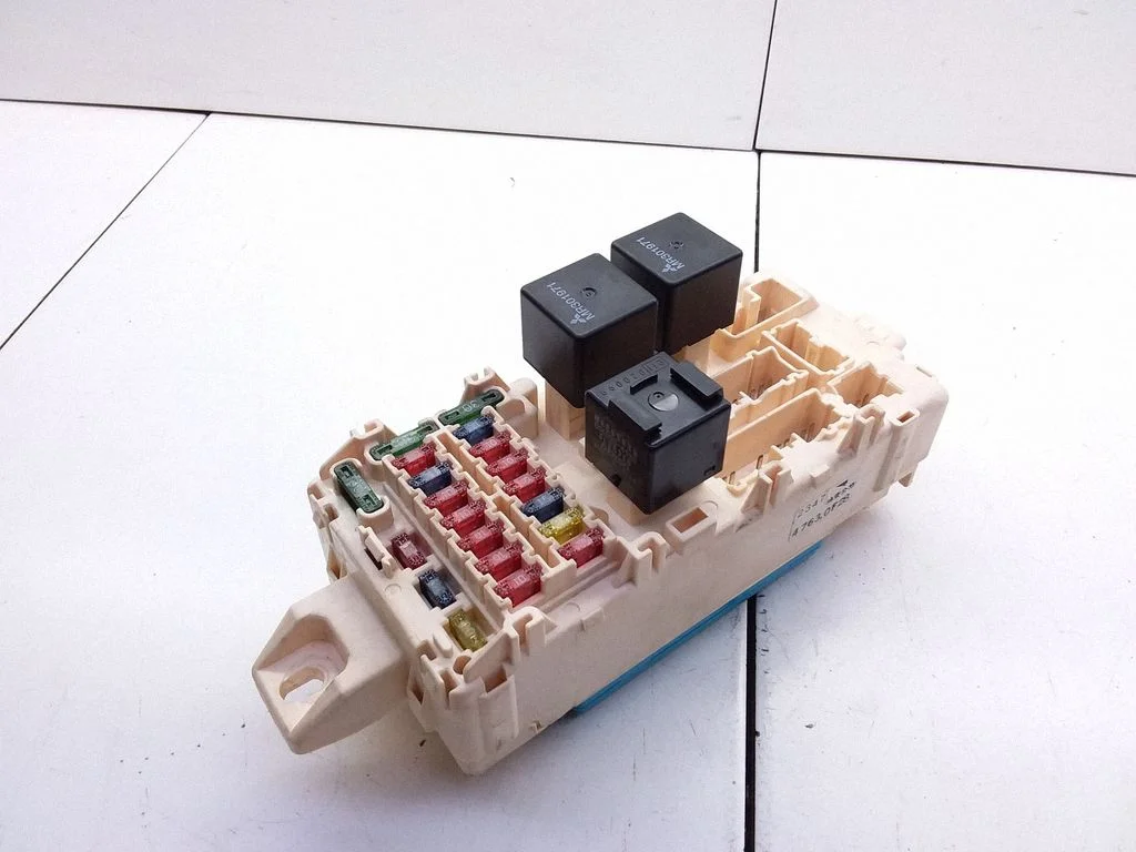 Drošinātāju bloks MR40589