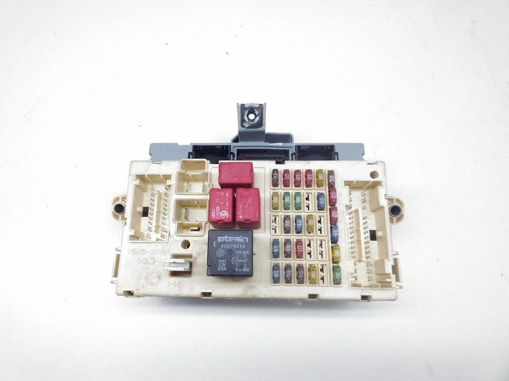 Fuse module 51715857