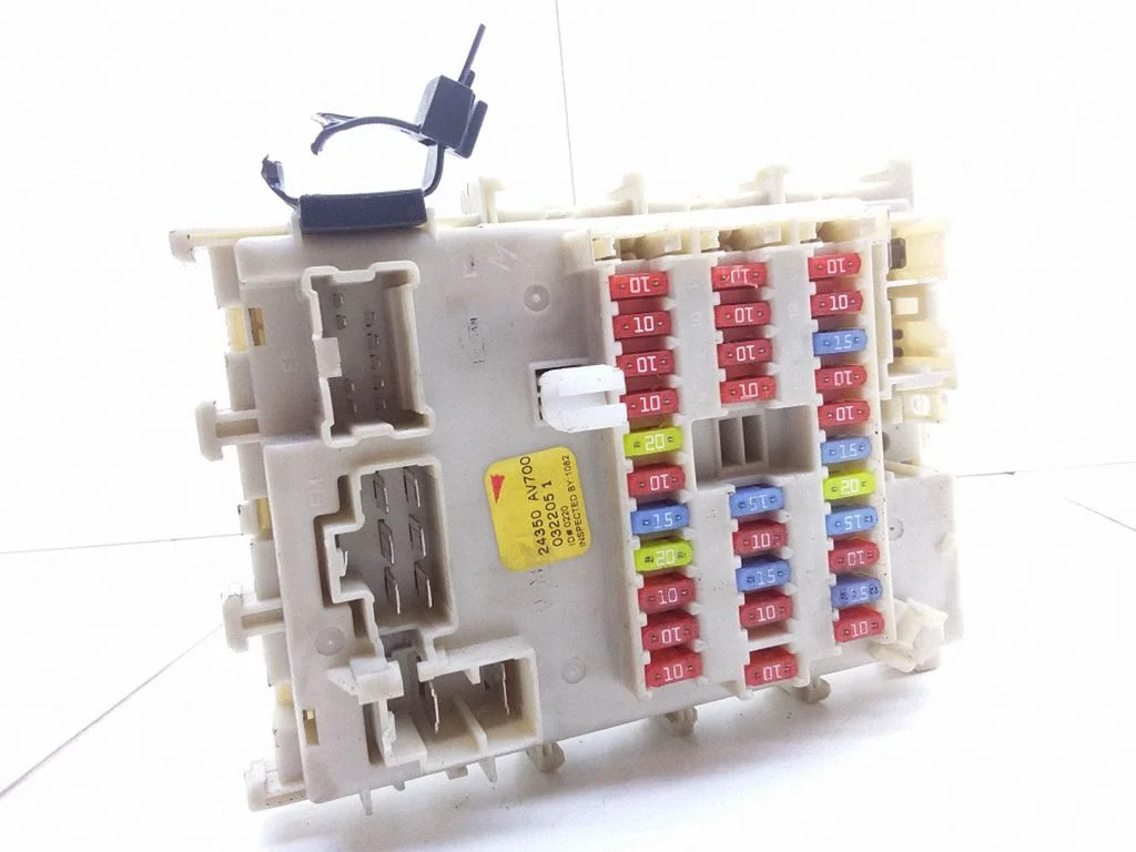 Fuse module 24350AV700