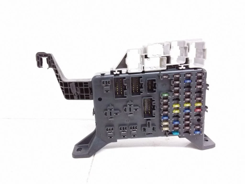 Fuse module – Ford Mondeo Mk III (2000-2007)