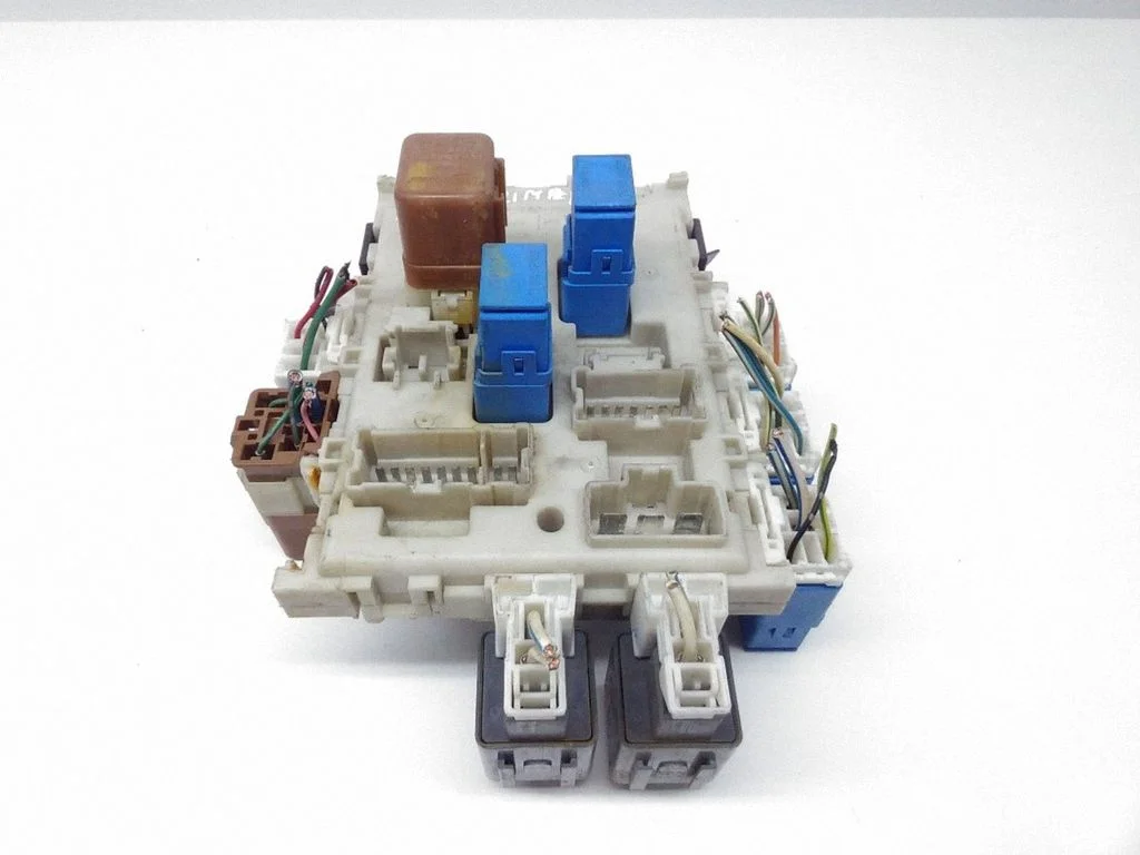 Fuse module – Nissan Primera (2002-2007)