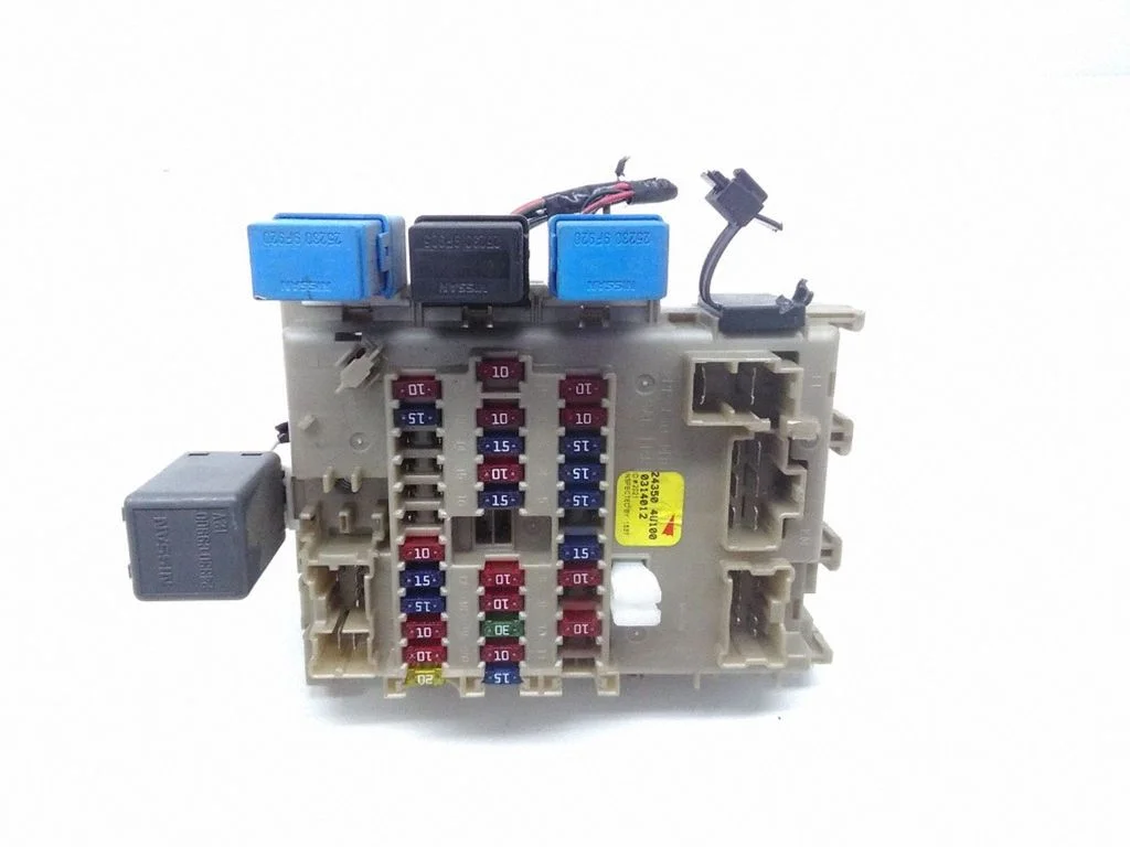 Fuse module 243504U100