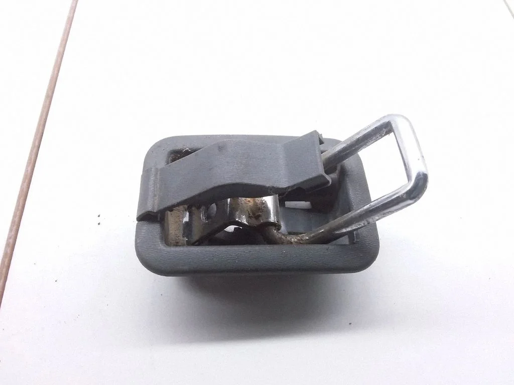Other interior part – Toyota Avensis Verso (2001-2009)