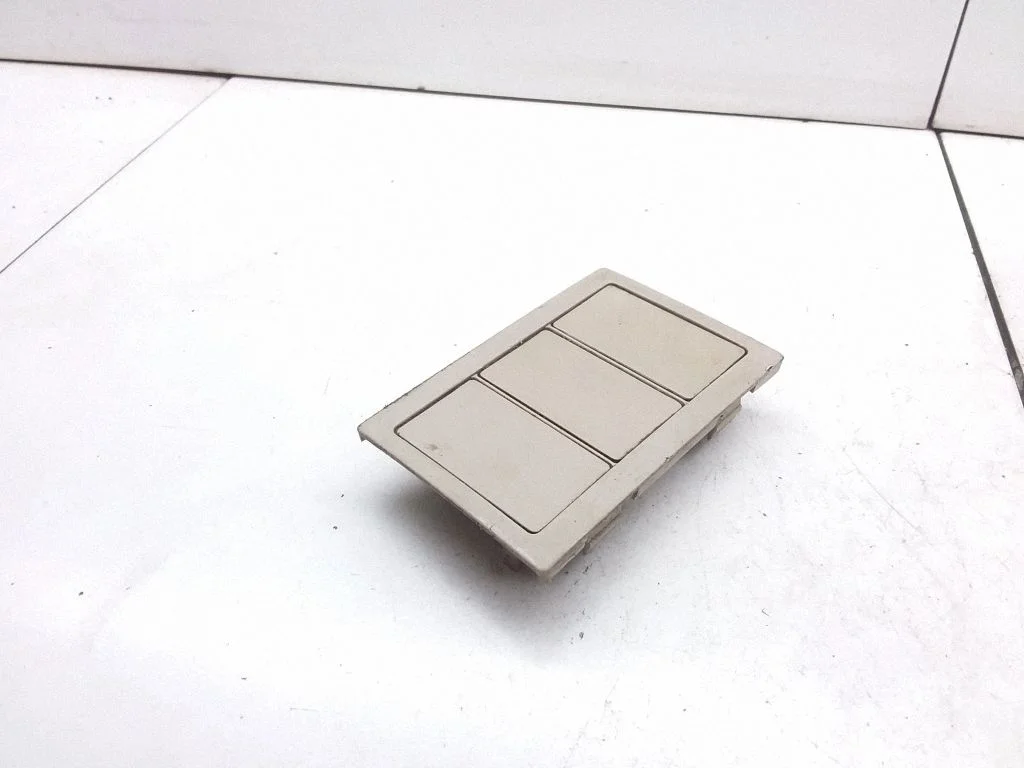 Other interior part – Toyota Matrix (E130) (2001-2008)