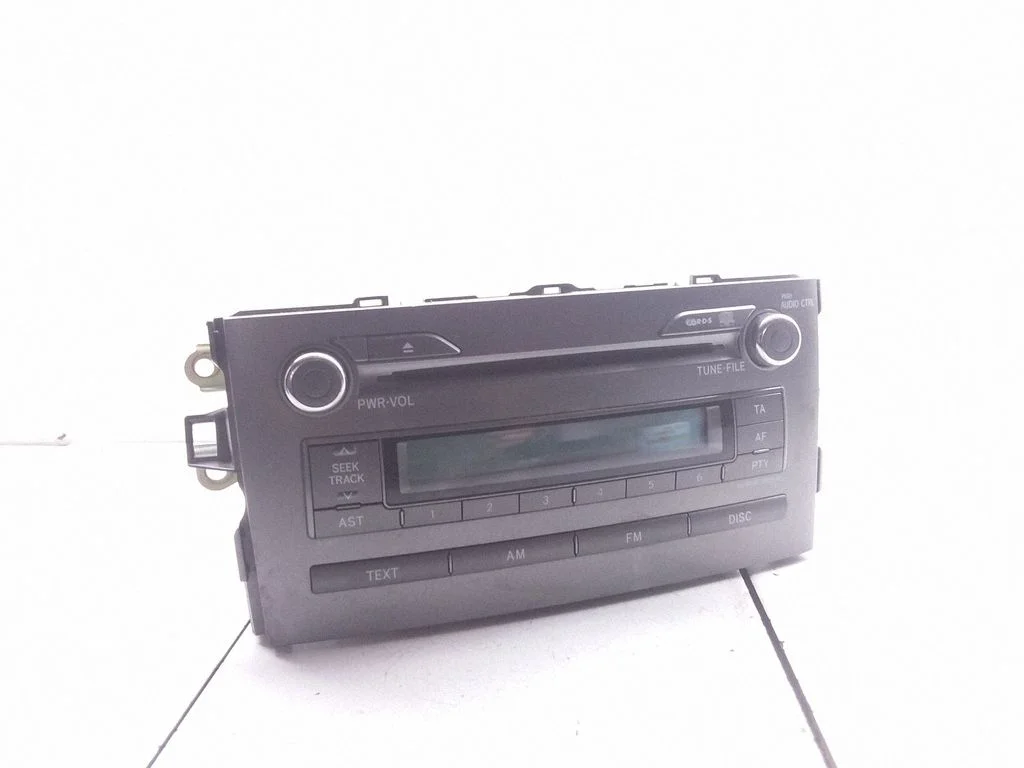 Raadio / CD/DVD-mängija / navigatsioon – Toyota Auris 150 (2006-2012)