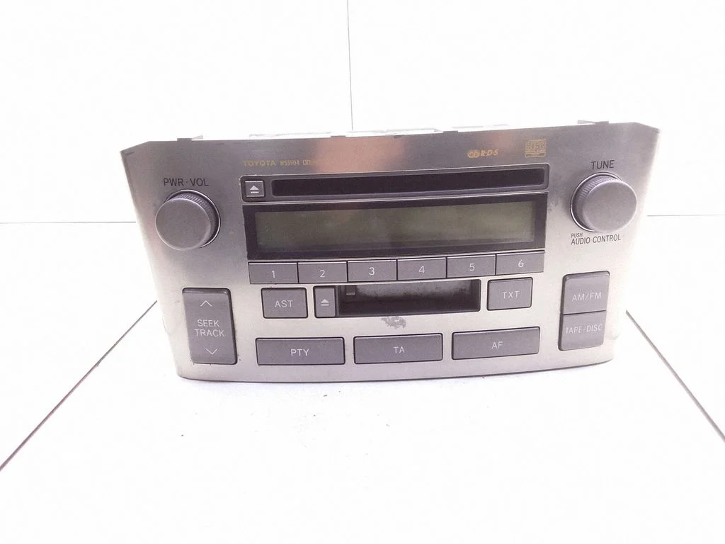 Radio/CD/DVD atskaņotājs/navigācija – Toyota Avensis T250 (2003-2006)