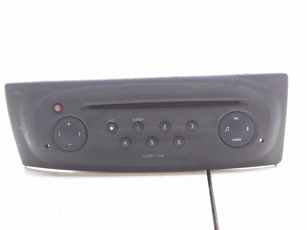 Radio, odtwarzacz CD/DVD, nawigacja – Renault Scenic I (1996-2003)