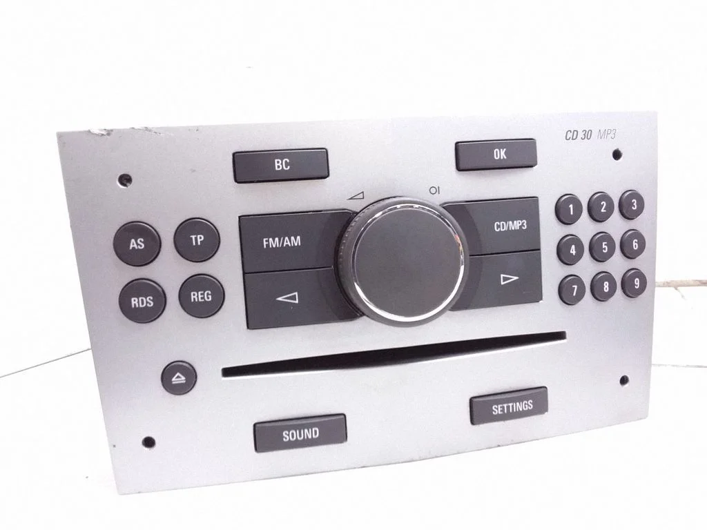 Radio/CD/DVD/GPS head unit 13251057