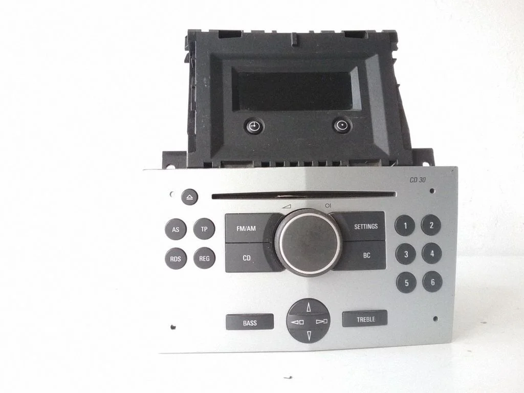 Radio/CD/DVD/GPS head unit 13190857