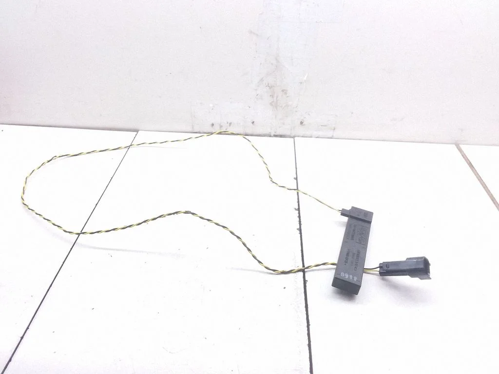 Antenas pastiprinātājs – Ford C-MAX II (2010-2019)