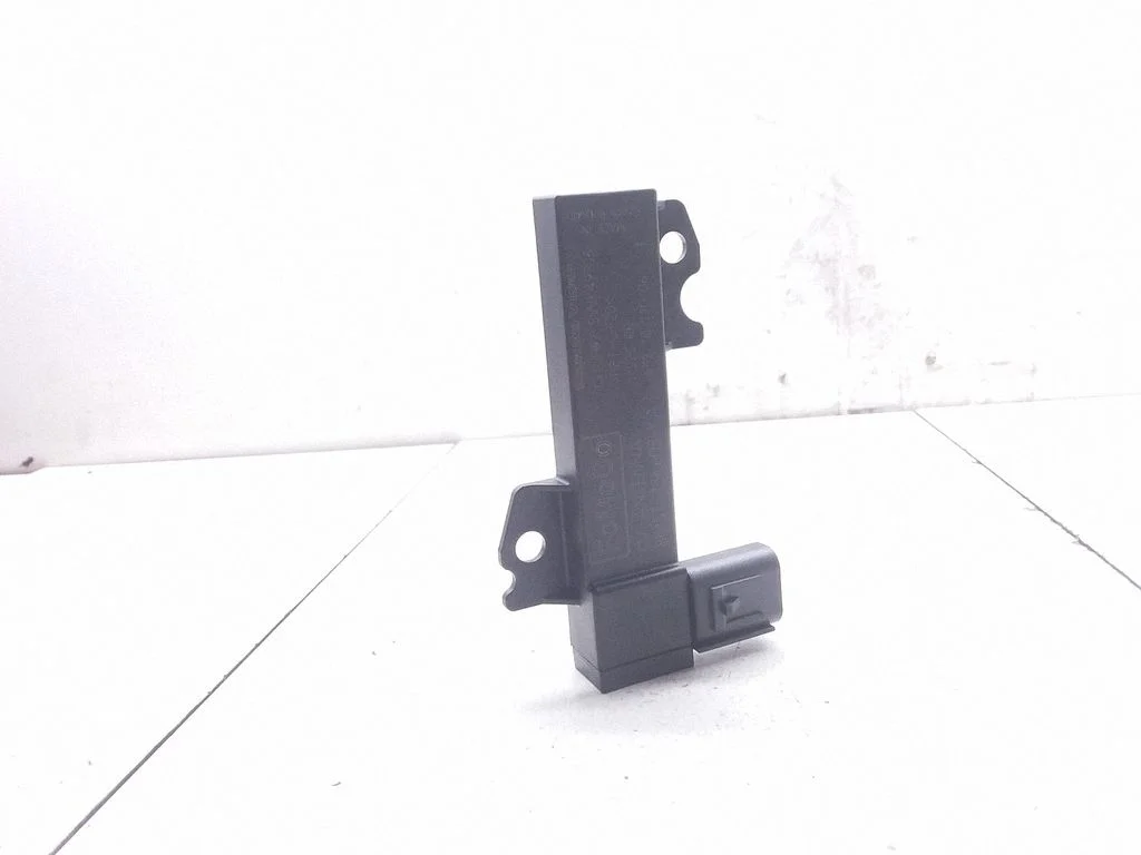 Antenas pastiprinātājs – Ford C-MAX II (2010-2019)