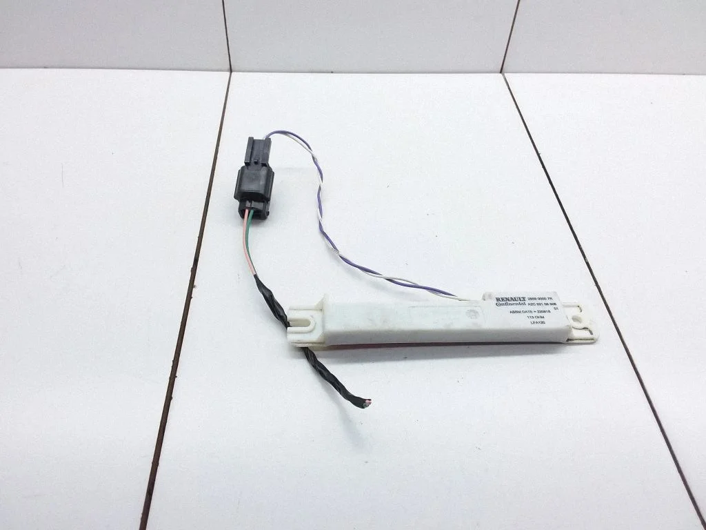 Antenas pastiprinātājs – Renault Zoe (2012-)