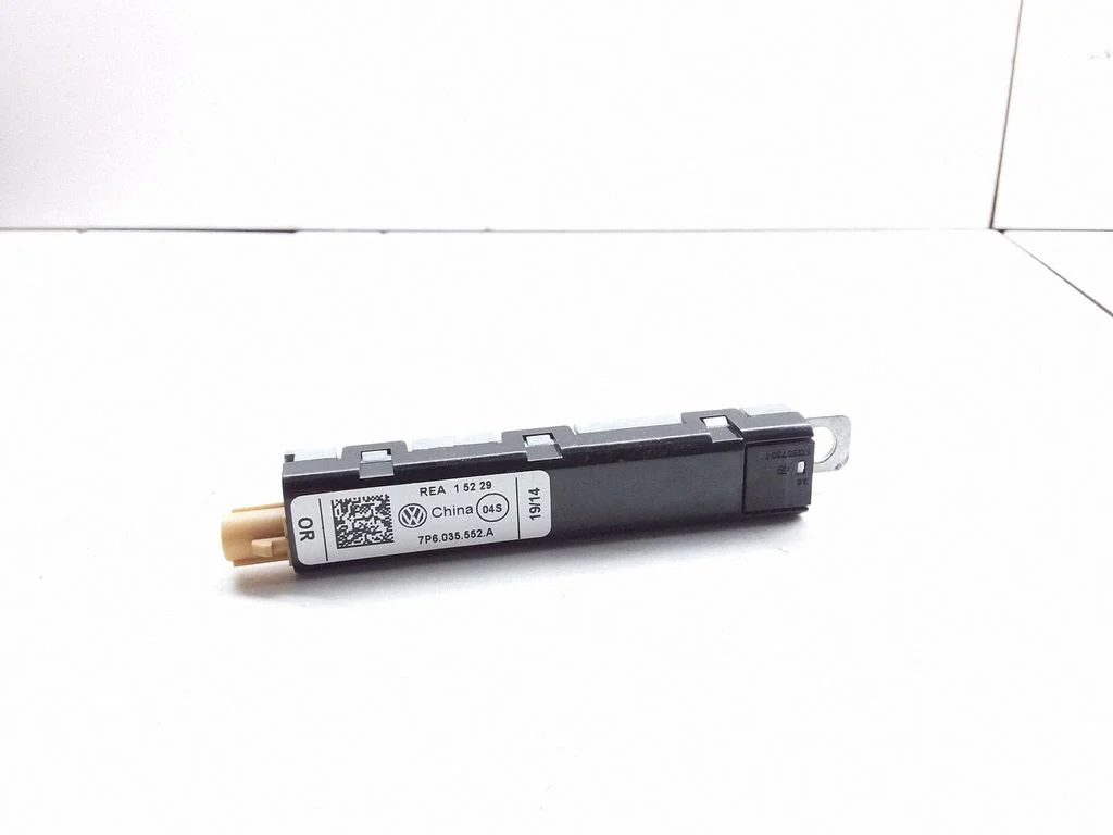 Antenas pastiprinātājs – Volkswagen Touareg II (2010-2018)