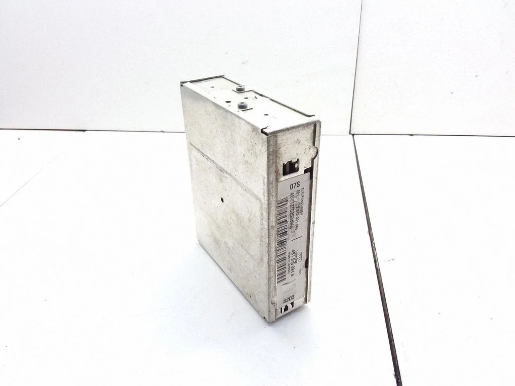Antenas pastiprinātājs – Audi A6 Allroad C5 (1999-2005)