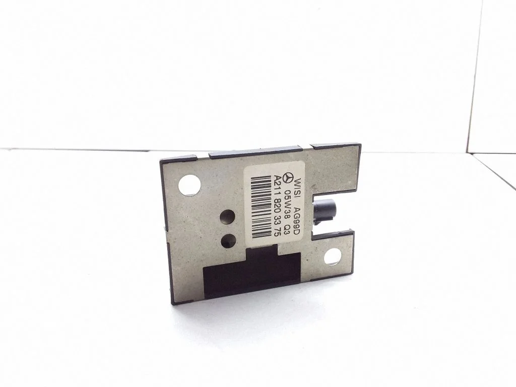 Aerial antenna amplifier A2118203375